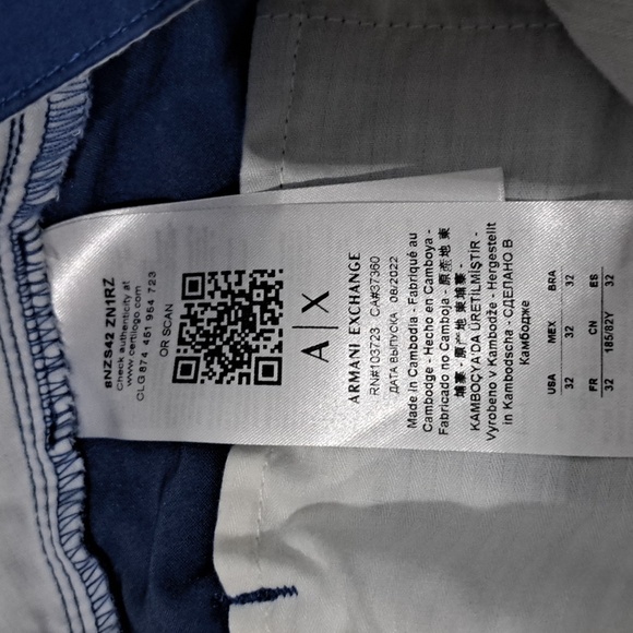 Armani Exchange Men's Solid Stretch Twill Short - Picture 6 of 8
